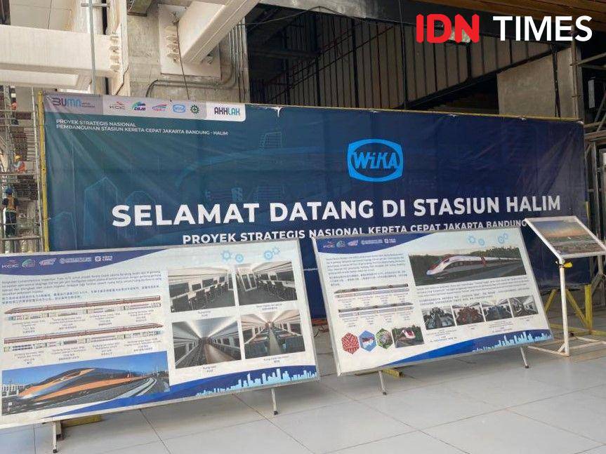 Lantai 2 Stasiun Halim Kereta Cepat Jakarta-Bandung (KCJB). (IDN Times/Vadhia Lidyana)