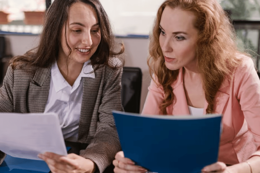 potret ilustrasi berdiskusi (pexels.com/RDNE Stock project)