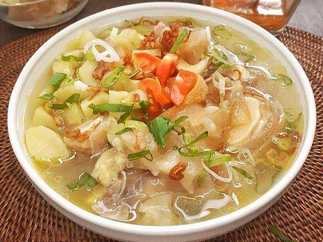 sop kikil (instagram.com/niladriana)