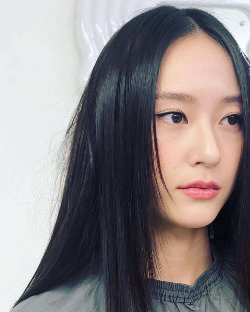 daily makeup ala aktris dan idol K-Pop (instagram.com/vousmevoyez)