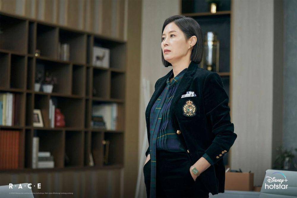 still cut drakor Race (instagram.com/disneyplushotstarid)