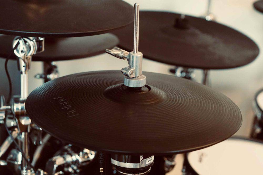 cymbals (unsplash.com/eDrum Hub)