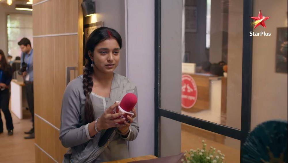 Sumbul Touqeer pemeran Imlie (youtube.com/StarPlus)