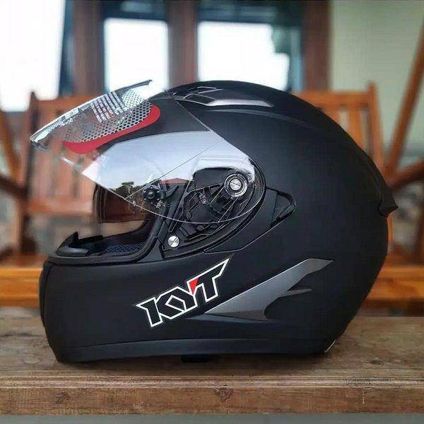Helm KYT RC7 Full Face (facebook.com/Ibrahim Motoshop Indonesia)