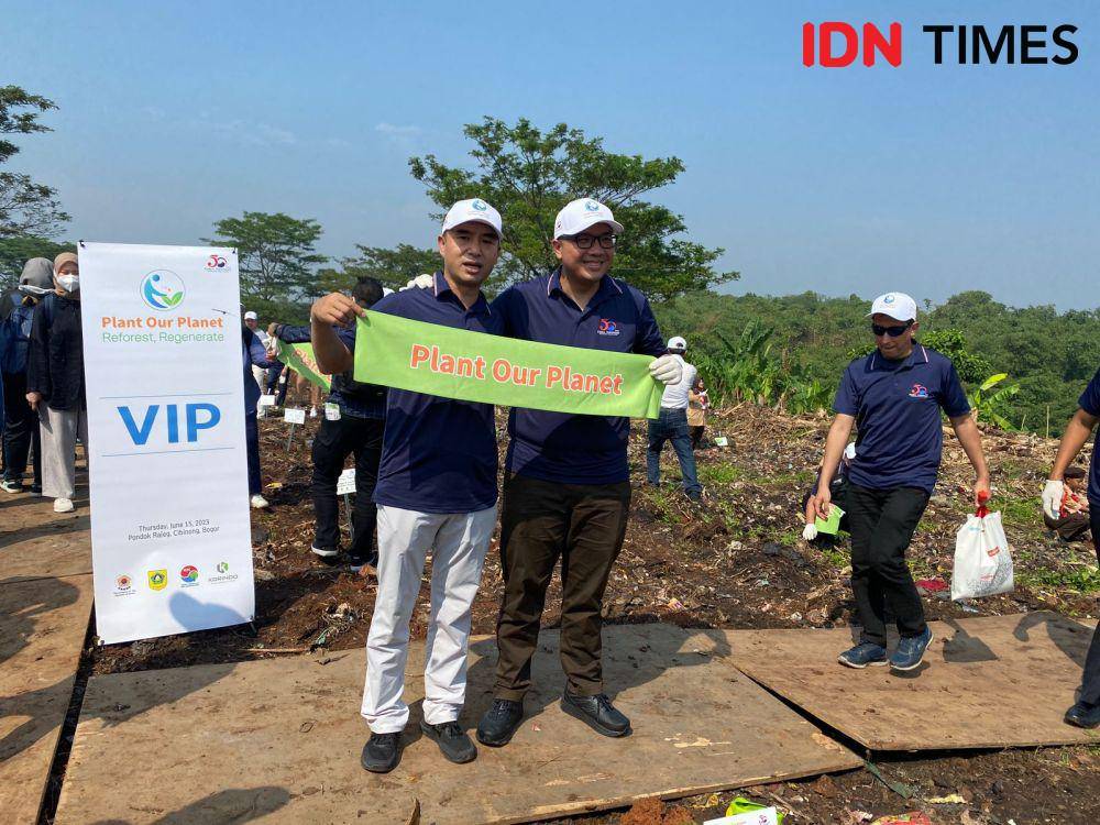 Direktur Asia Timur Kemlu RI, Santo Darmosumarto (kanan). (IDN Times/Sonya Michaella)