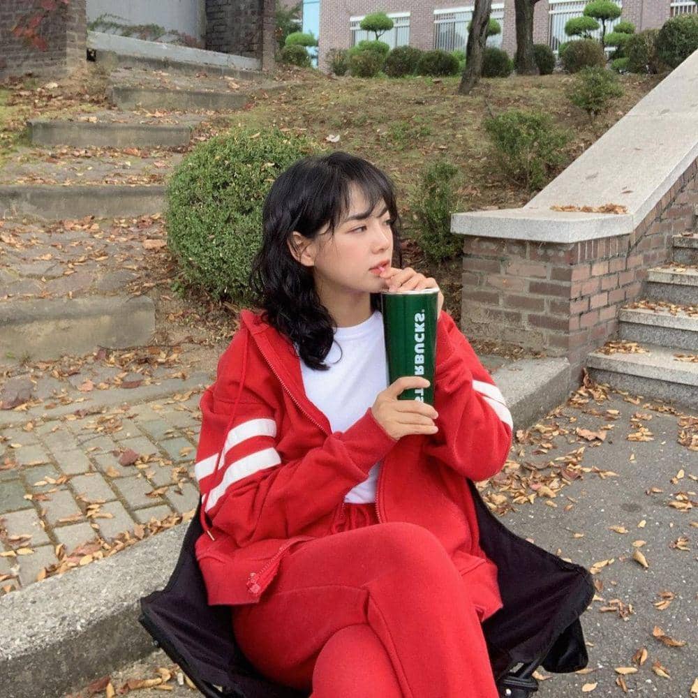 Potret Kim Sejeong (Instagram.com/clean_0828)