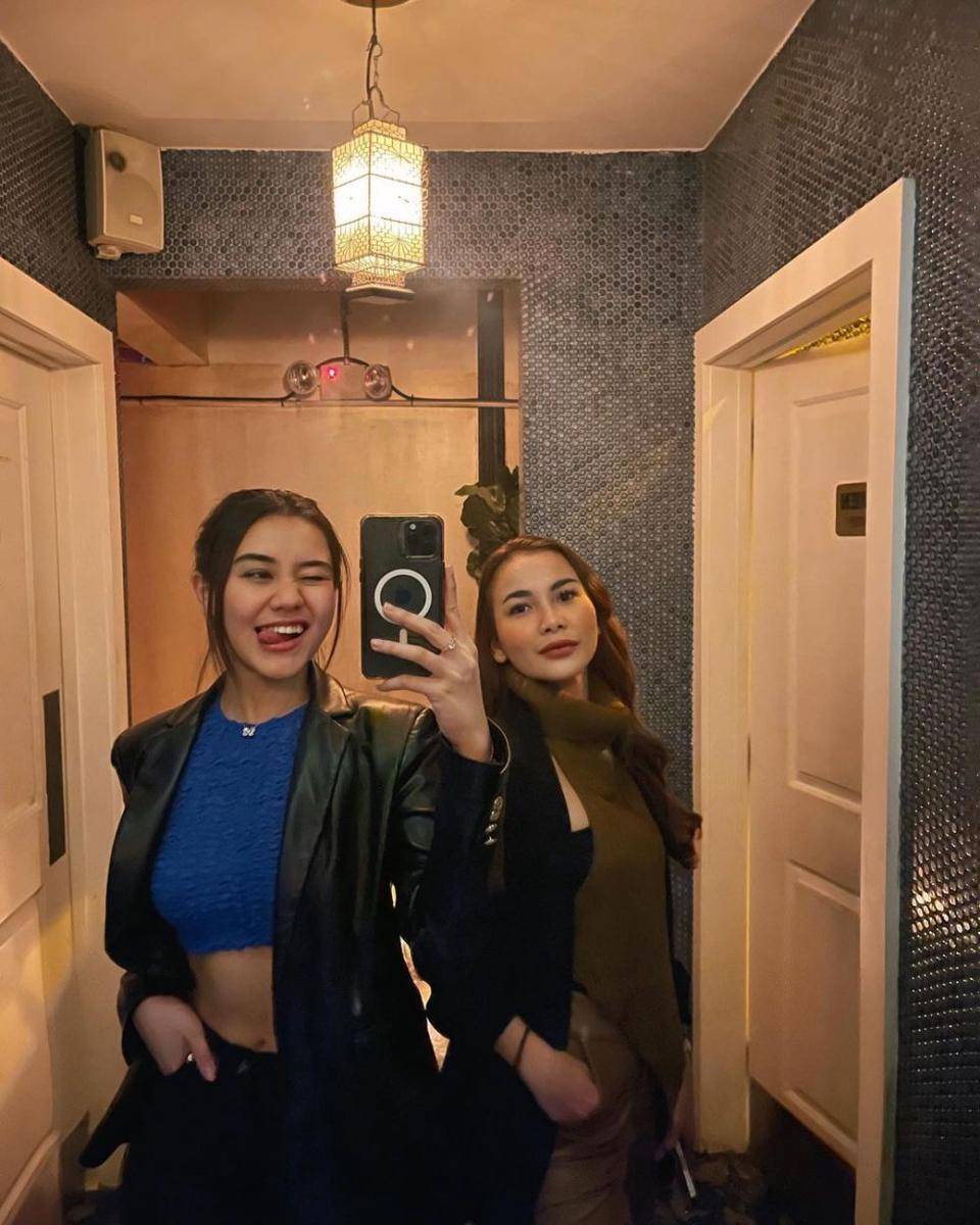 potret Aaliyah Massaid dan sahabat (instagram.com/aaliyah.massaid)
