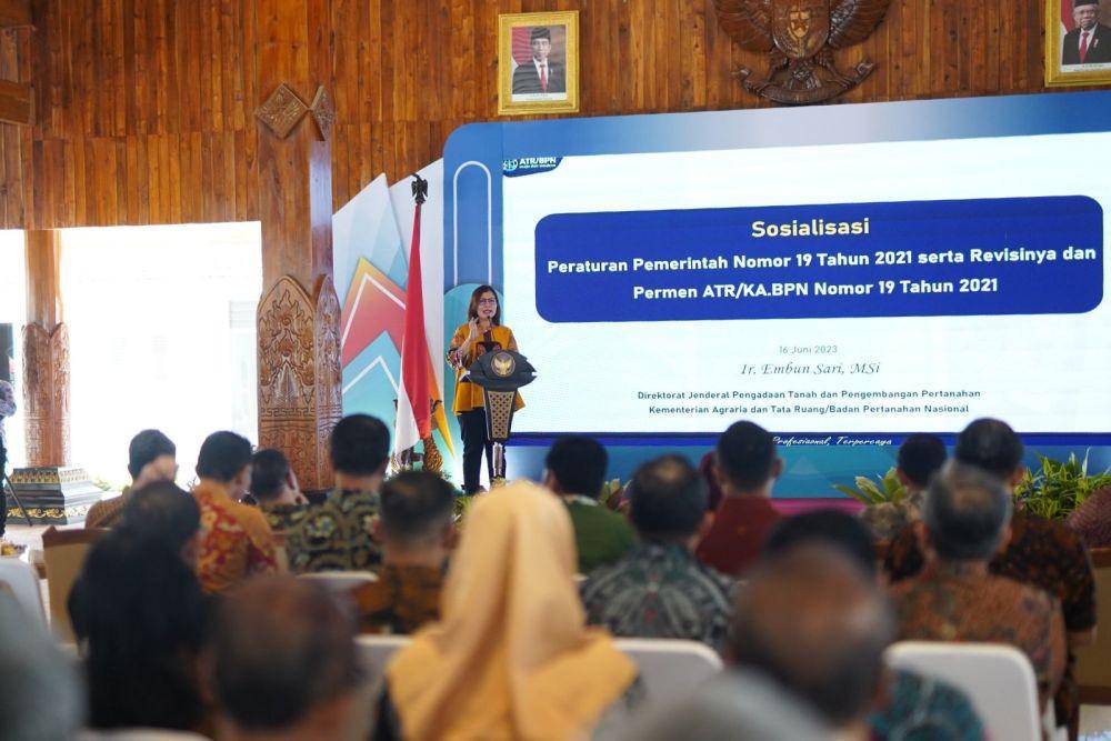 Sosialisasi pengadaan tanah untuk kepentingan umum yang digelar oleh Direktorat Jenderal Pengadaan Tanah dan Pengembangan Pertanahan Kementerian Agraria dan Tata Ruang/Badan Pertanahan Nasional di Pendopo Panjalu Jayati, Kediri, Jumat (26/6). (Dok. Pemkab Kediri)