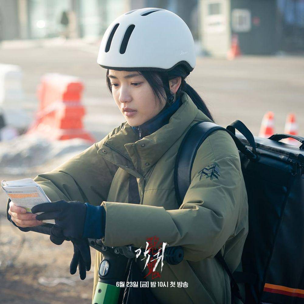 Kim Tae Ri di drama Revenant (instagram.com/sbsdrama.official)