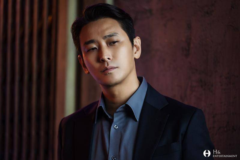 Ju Ji Hoon (post.naver.com/에이치앤드)