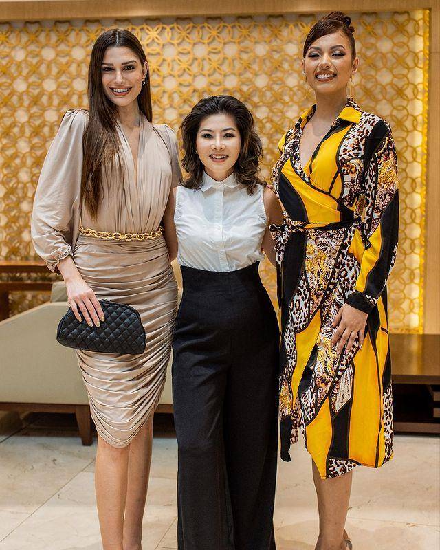 Potret Isabella Menin, Miss Grand International 2022 Saat Berkunjung ke Ekuador (Instagram.com/teresa.mgi)