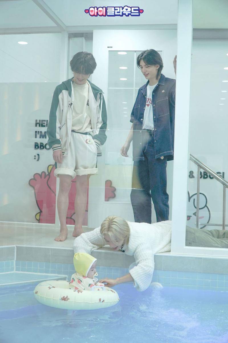 potret I.N, Felix, Hyunjin (Stray Kids) dan baby Rowoon di The Return of Superman: Baby Cloud (twitter.com/kbs_super)