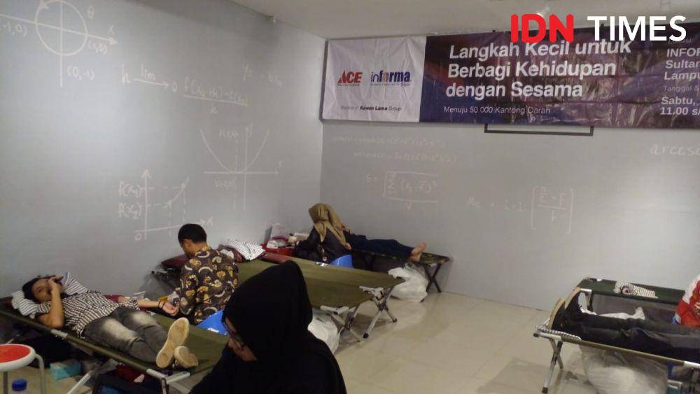 Informa Sultan Agung menggelar Donor Darah, Sabtu (17/6/2023). (IDN Times/Martin L Tobing).