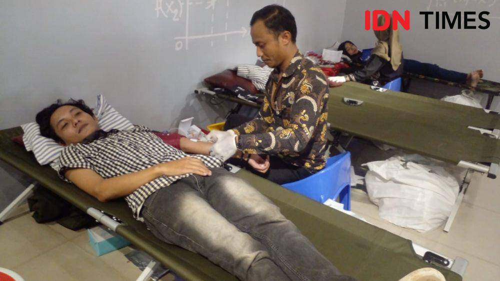 Informa Sultan Agung menggelar Donor Darah, Sabtu (17/6/2023). (IDN Times/Martin L Tobing).