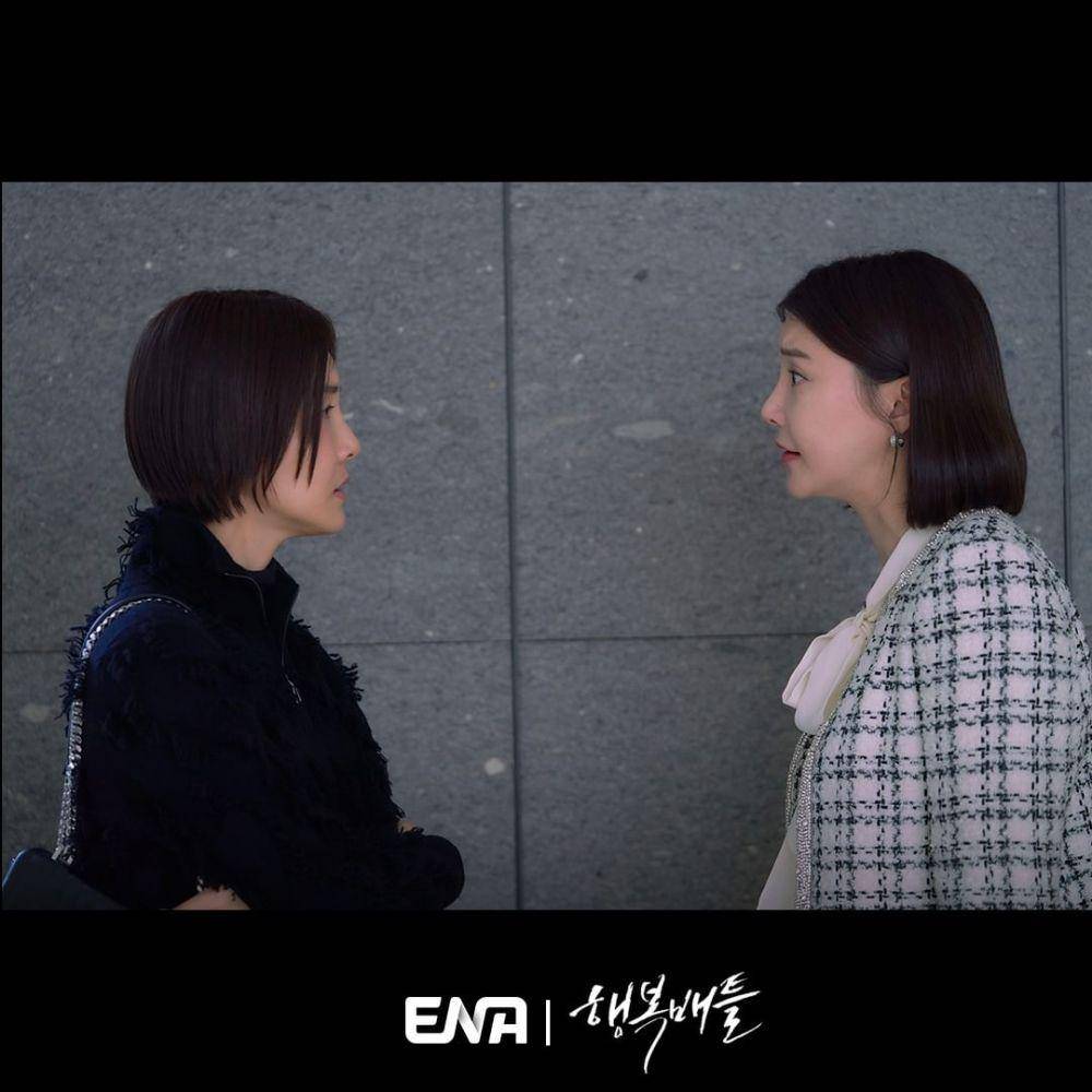 Song Jeong Ah (Jin Seo Yeon) dan Kim Na Young (Cha Ye Ryun) di drakor Battle for Happiness (instagram.com/channel.ena.d)