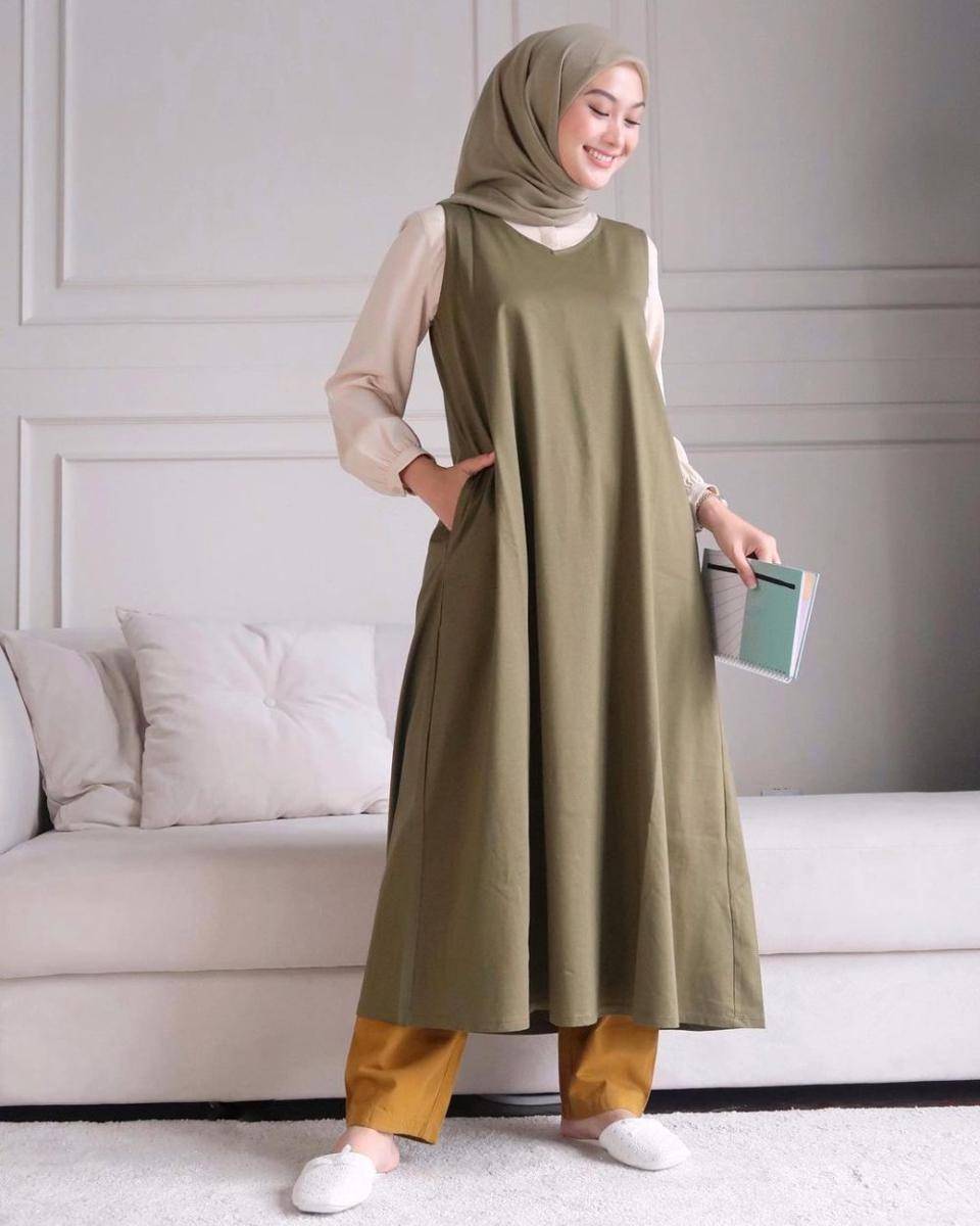 outfit hijab daily ala Indah Nada Puspita (instagram.com/indahnadapuspita)