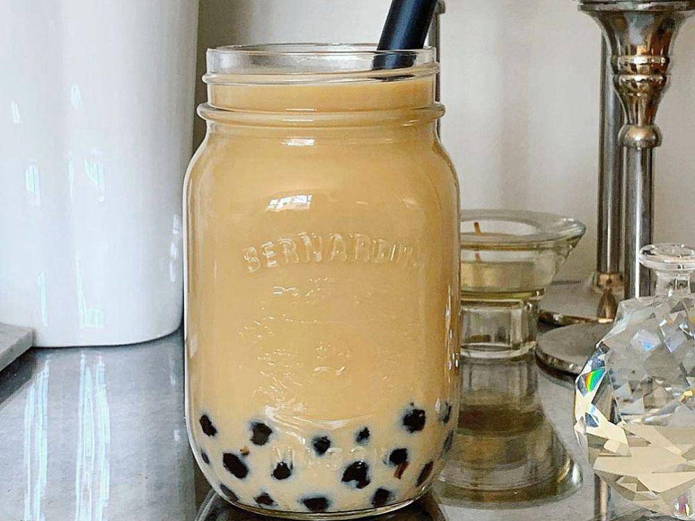 ilustrasi roasted milk tea ala chatime (instagram.com/alisa_sakamoto)