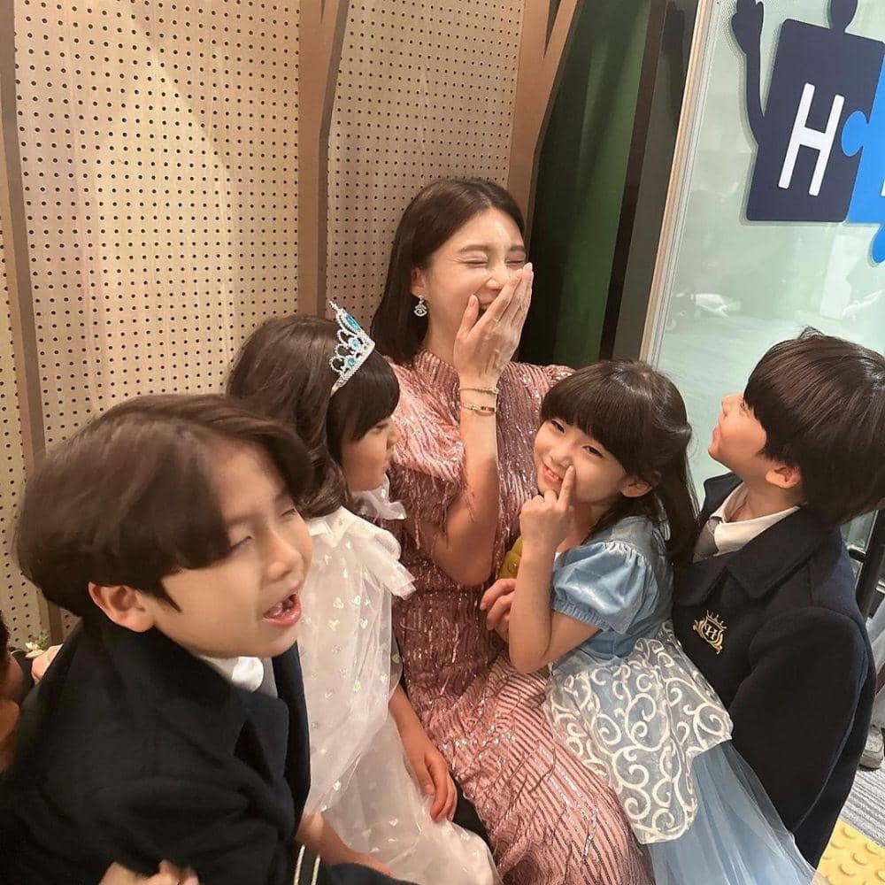 potret pemain drama Battle for Happiness di balik layar (instagram.com/chayeryun)