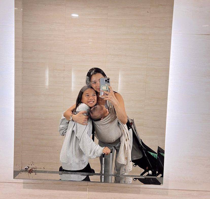 momen perjalanan liburan keluarga Jennifer Bachdim dan Irfan Bachdim (instagram.com/jenniferbachdim)