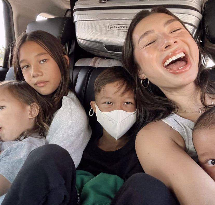 momen perjalanan liburan keluarga Jennifer Bachdim dan Irfan Bachdim (instagram.com/jenniferbachdim)
