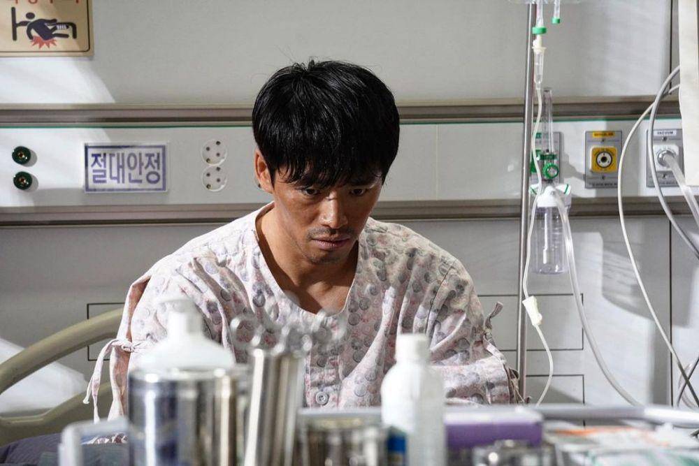 Kim Cheol Yun di drama Dr. Romantic 3 (instagram.com/yun_9023)