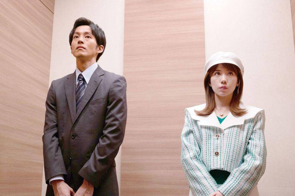 still cut dorama Let's Get Divorced (instagram.com/netflixjp)