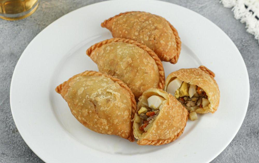 6 Tips Membuat Pastel yang Renyah dan Tahan Lama