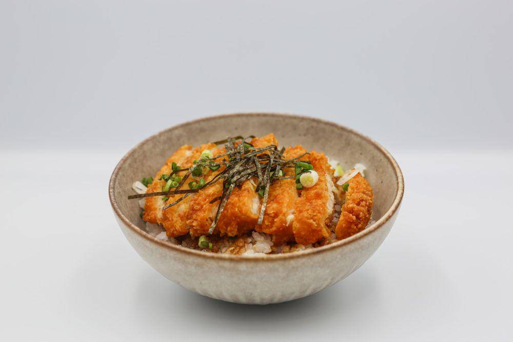 ilustrasi tempe katsu saus teriyaki (unsplash.com/Xavier Chng)