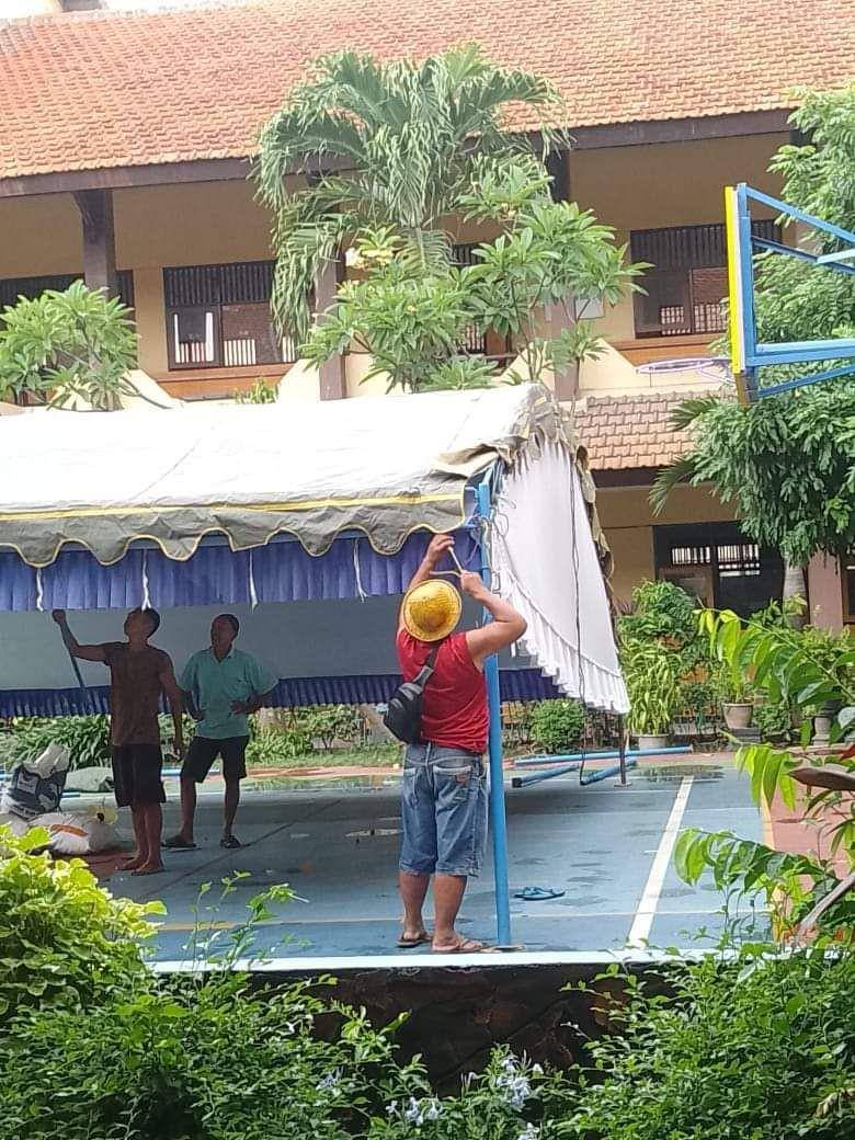 potret orang pakai kostum Luffy One Piece (instagram.com/lowcostcosplayth)