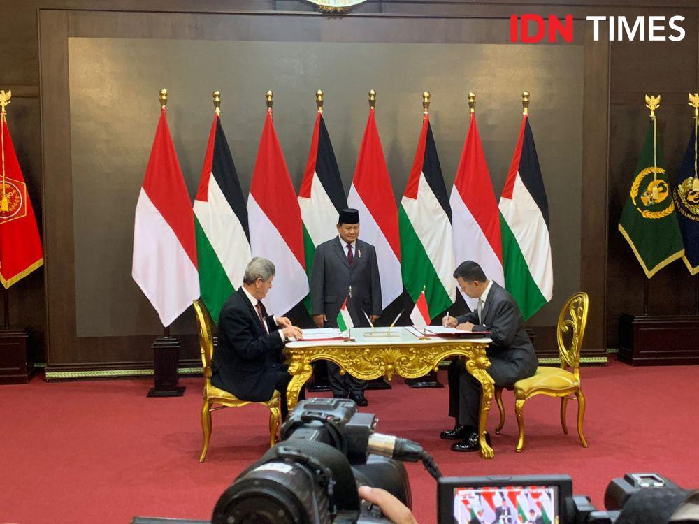 Prabowo Beri Beasiswa Kuliah di Unhan untuk 22 Pemuda Palestina