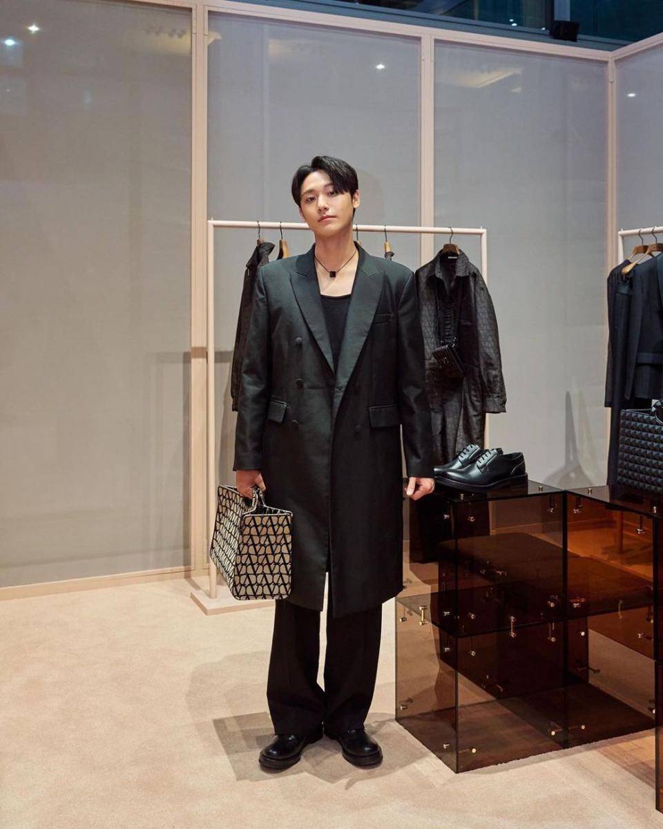 Lee Do Hyun (instagram.com/ldh_sky)