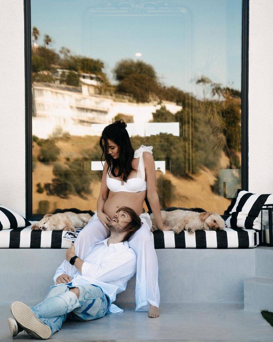 Michael Clifford dan Crystal Leigh (instagram.com/crystalleigh)