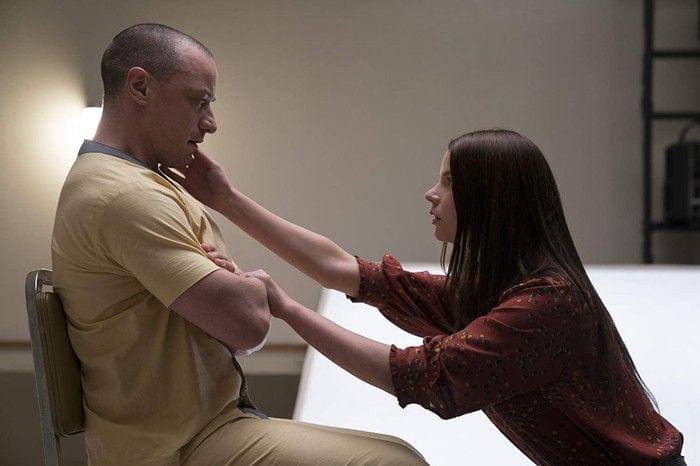 James McAvoy di film Split (dok. Universal Pictures/Split)