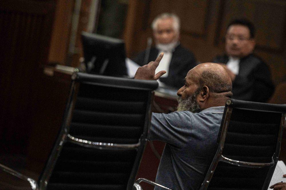 Kesehatan Eks Gubernur Papua Lukas Enembe Menurun Sejak Pagi