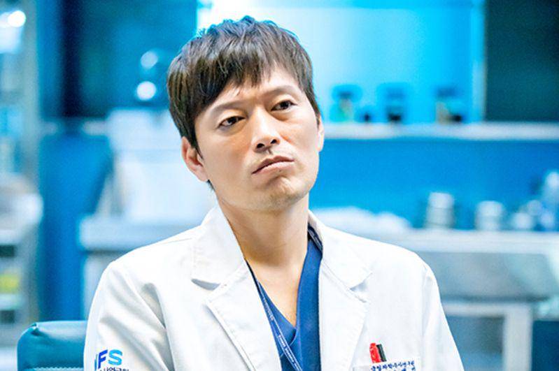 Jung Jae Young di Partners for Justice (dok. MBC/Partners for Justice)