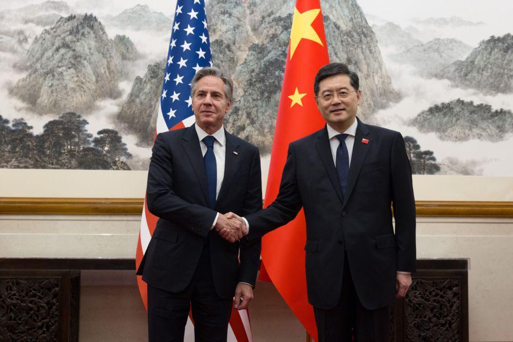 Menteri Luar Negeri China, Qin Gang, bertemu dengan Menlu AS Antony Blinken, Minggu 18 Juni 2023. (twitter.com/@SecBlinken)