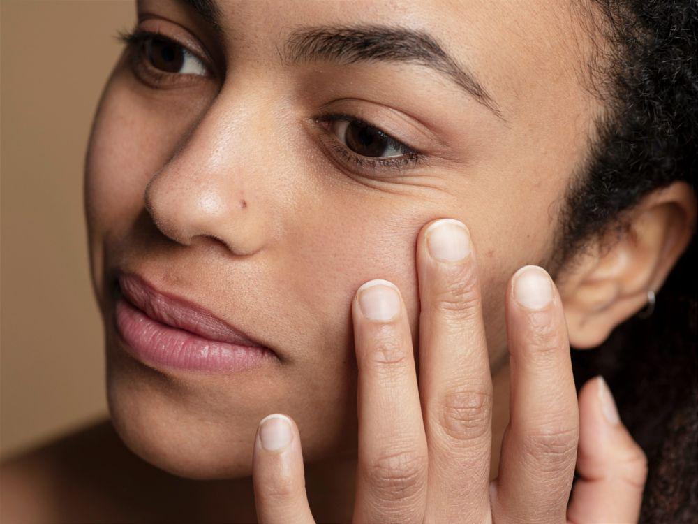 5 Kandungan Skincare untuk Kulit Kombinasi, Makin Flawless!