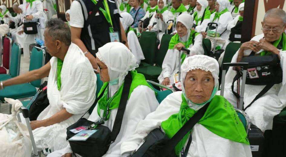 Sejumlah jemaah haji lanjut usia (Lansia) asal Kabupaten wajo di Asrama Haji Sudiang, Makaasar. (Istimewa)