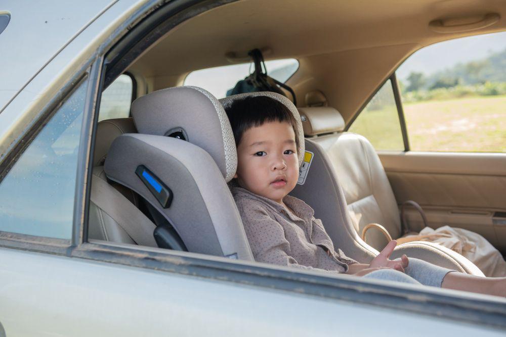 3 Cara Pasang Car Seat Anak, Bikin Si Kecil Nyaman