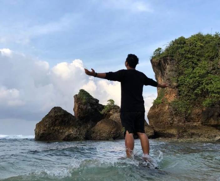 Pantai Tanjung Penyu Mas Malang (instagram.com/zakkyfhr)