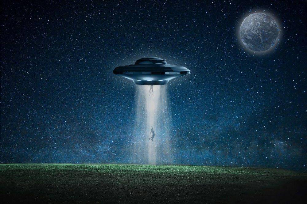 ilustrasi peradaban alien (pixabay.com/Danielrealpeg)