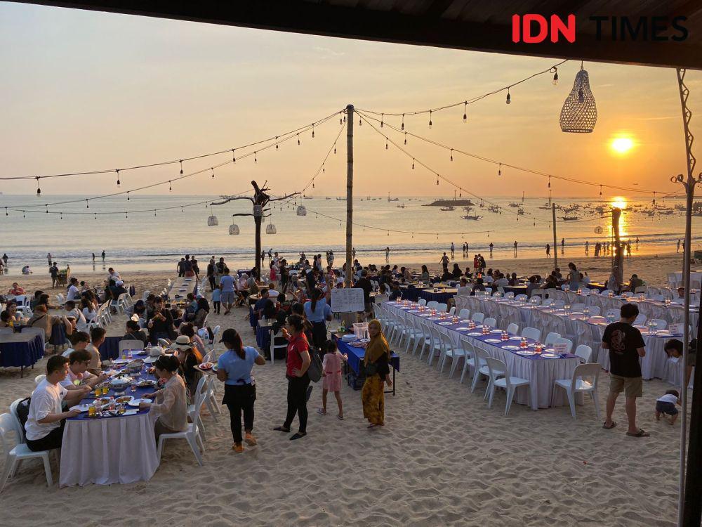 Belanja Seafood Hingga Naik Kuda di Pantai Kedonganan Bali
