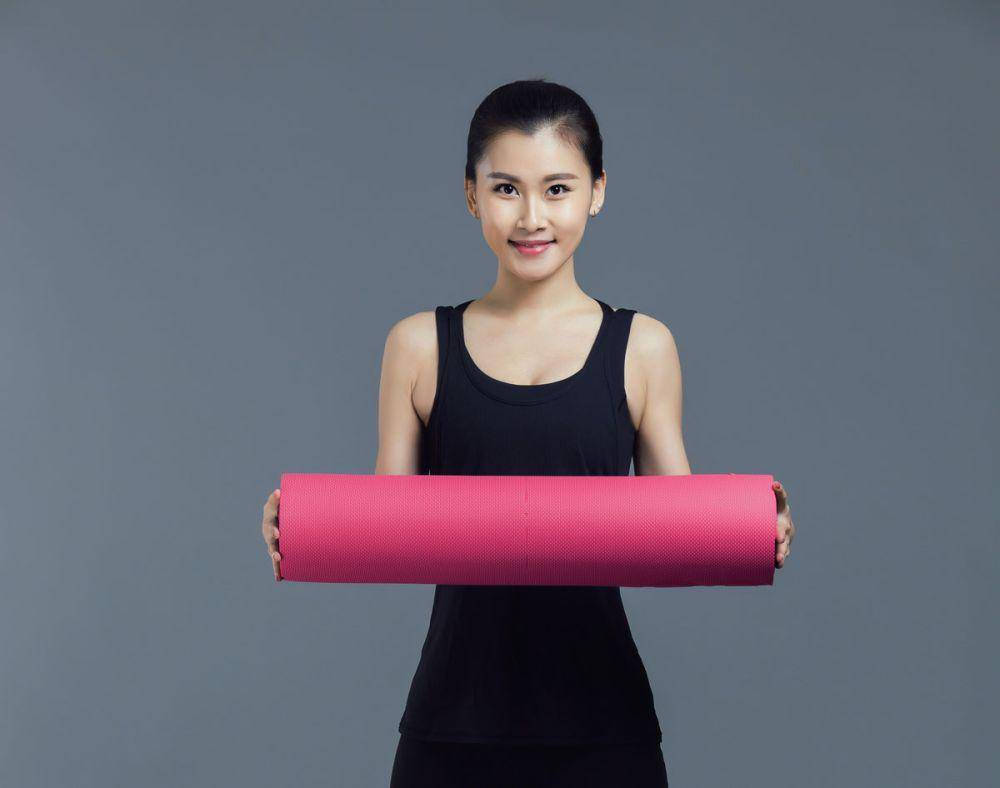 Ilustrasi yoga mat. (Unsplash.com/Alex Shaw)