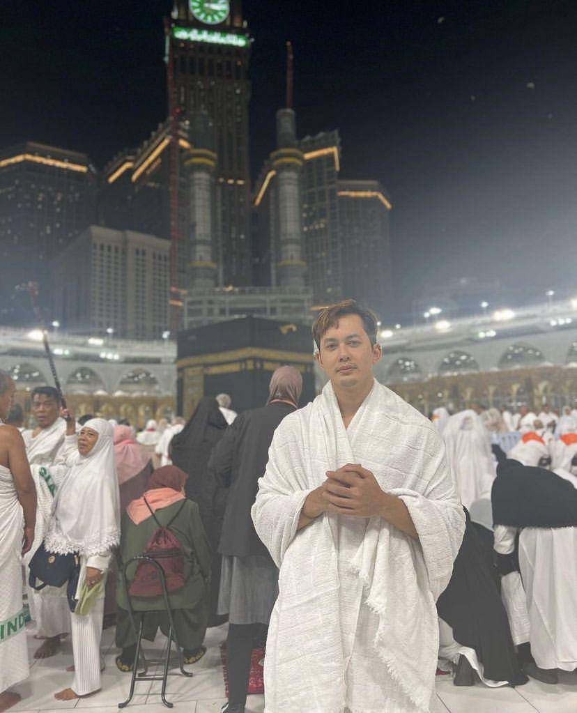 artis naik haji di 2023 (Instagram.com/kikifarrel_)