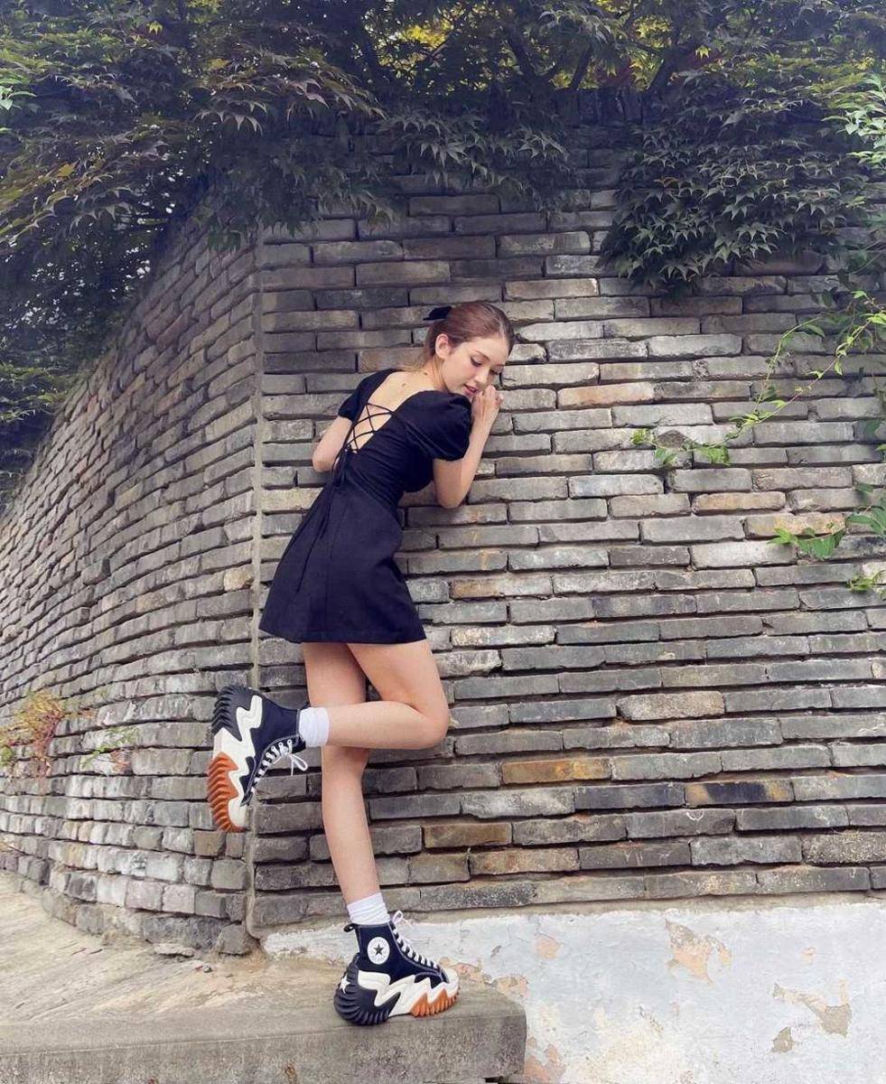 Jeon Somi (instagram.com/somsomi0309)