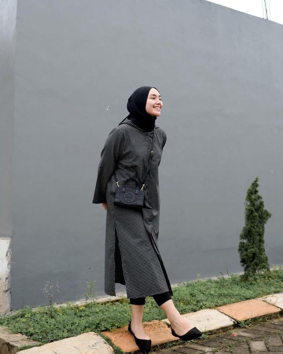Outfit cewek mamba ala Ranie Karlina (instagram.com/raniekarlina)
