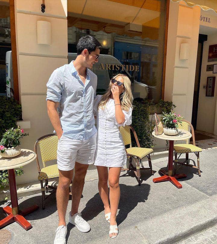 potret mesra Elkan Baggott dan kekasih (instagram.com/elkanbaggott)