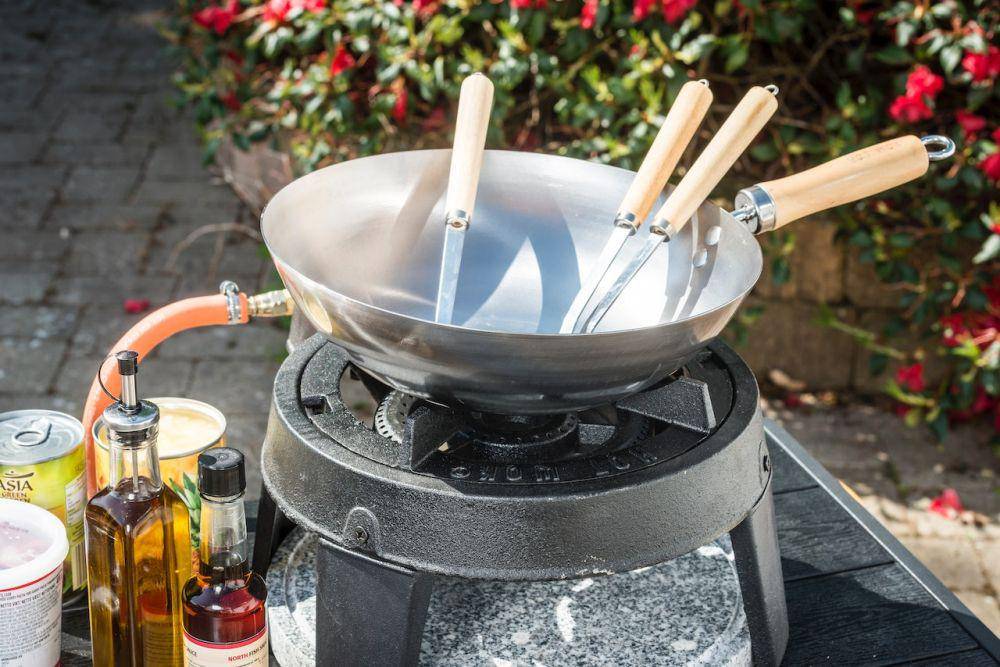 ilustrasi wok pan (pexels.com/HOT  WOK)