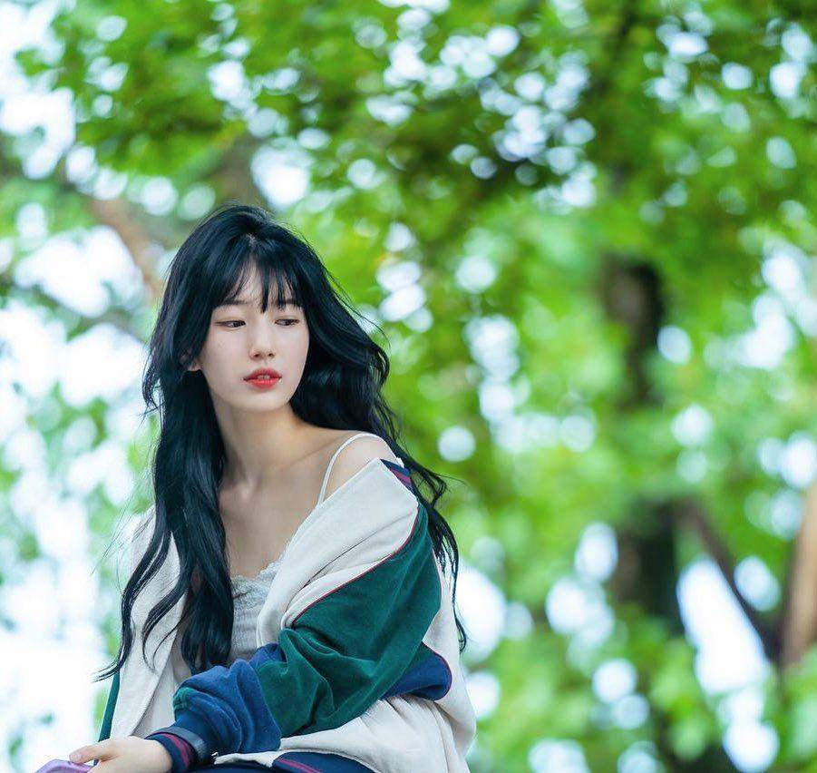 Suzy dalam cuplikan drama Doona! (dok. Netflix/Doona!)