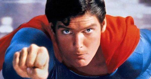 Superman versi Christopher Reeve  ( Dok. Warner Bros / Superman 1978 )